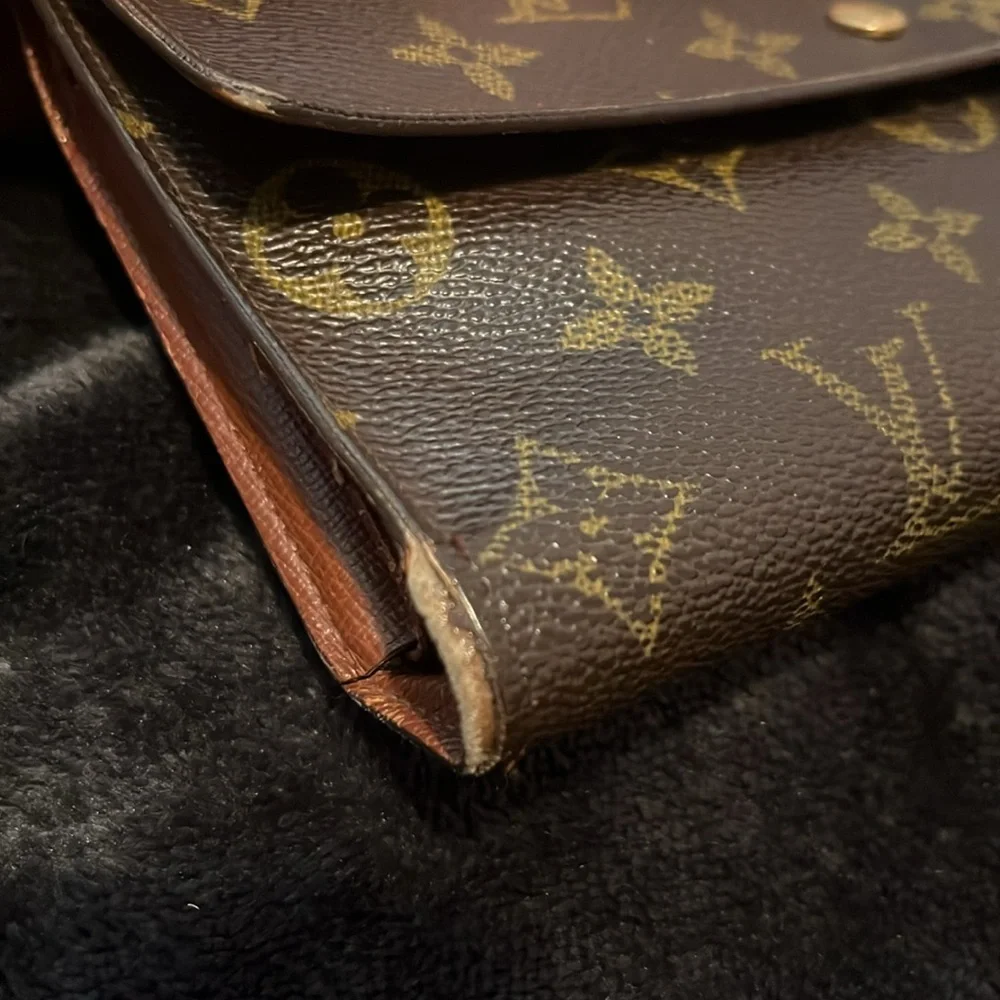 LV monogram continental wallet...good used condition! - Picture 8 of 9